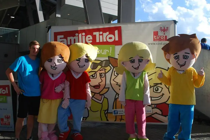 Figurenfamilie für die Tourismuskampagne Familie Tirol